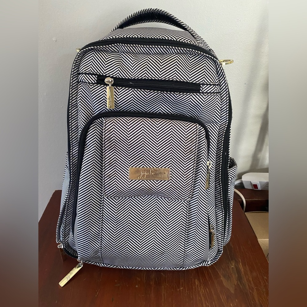 Ju-Ju-Be Be Right Back backpack diaper bag